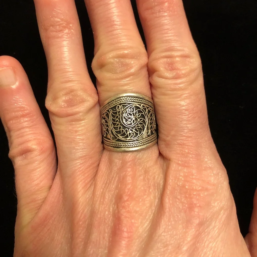 Vintage Intricate Silver Tone Filigree Cuff Ring